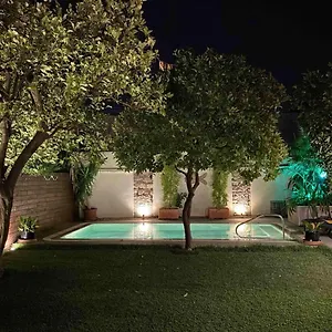 Bizcocheros Con Piscina Y Jardin Privado Spain